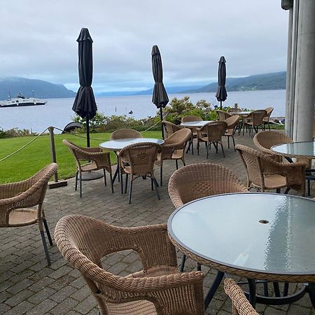 Smaken Av Ryfylke Event As Overnatting, Bygningen Drives Ikke Som Hotell Hjelmeland Exterior foto